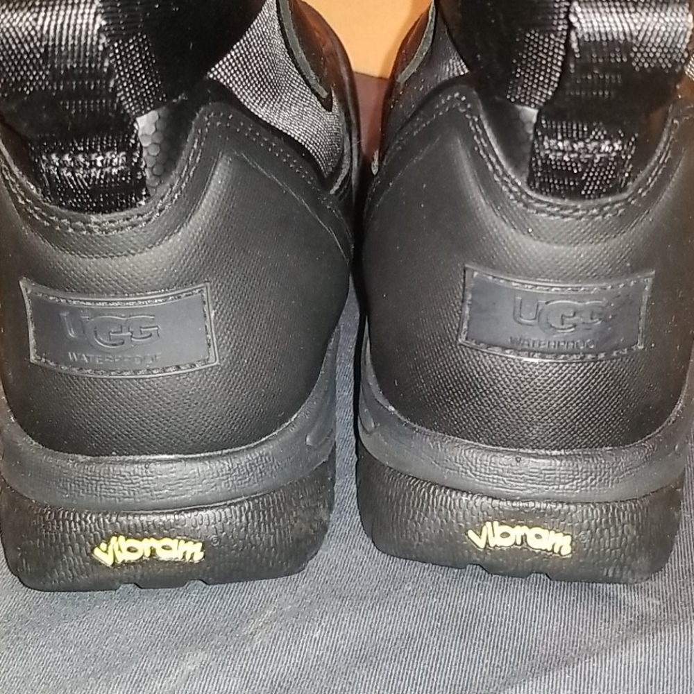 Waterproof boots - Picture 5 of 9